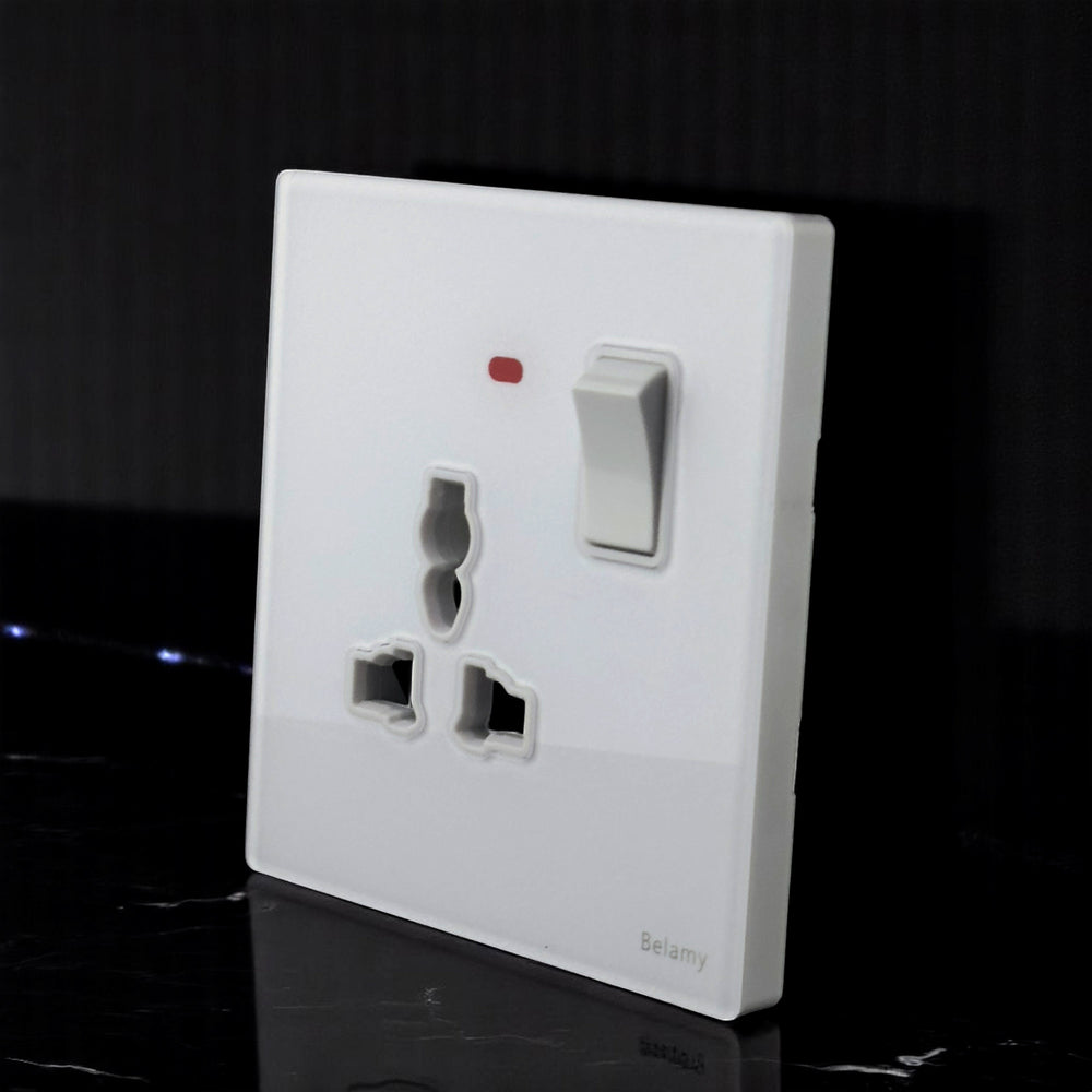Belamy white 3-pin socket with separate rocker switch and red indicator light, model BE-154-SW.