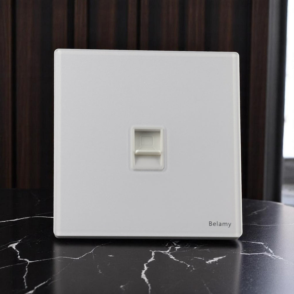 Belamy white internet socket with single network port and clean white wall plate design, model BE-158-SW.