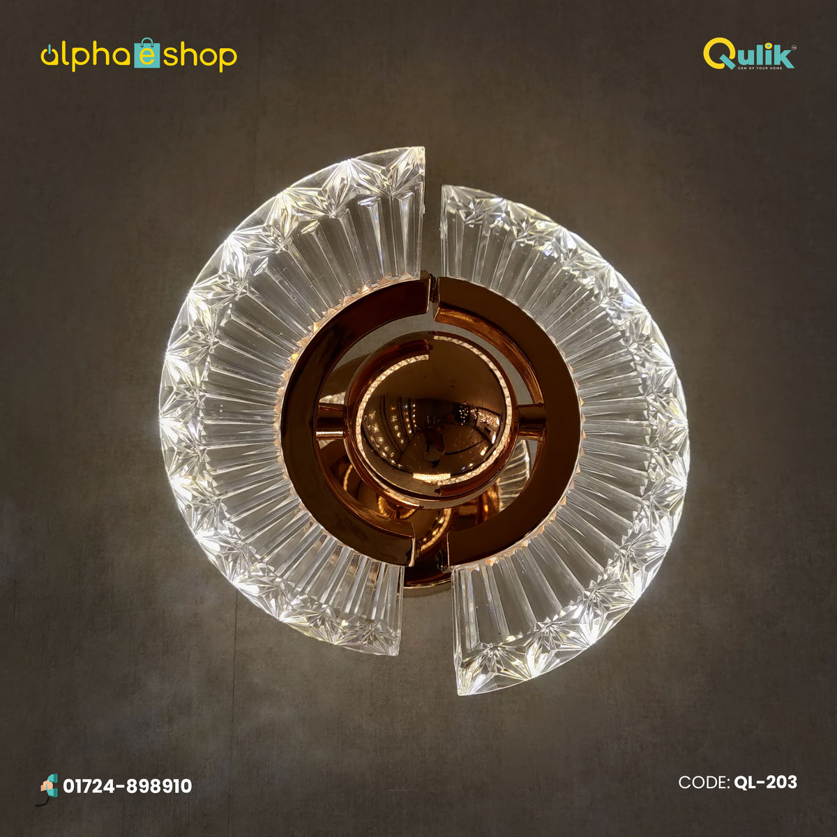 Qulik QL-203 Modern Wall Lamp - Timeless Elegance, Adjustable Lighting, 2-Year Warranty. Elevate your space with sophistication and enduring style.