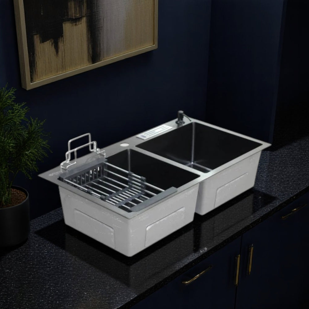 Rizco Senorita 32 NB KC stainless steel double-bowl kitchen sink with drying rack. Durable satin finish design available at Alphaeshop.